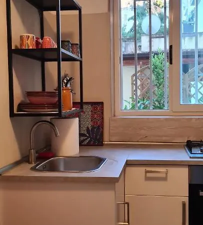 Di Paola Via Crisanzio Apartment Bari