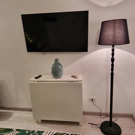 Di Paola Via Crisanzio Apartment